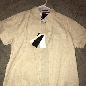 NWT Short sleeve button up